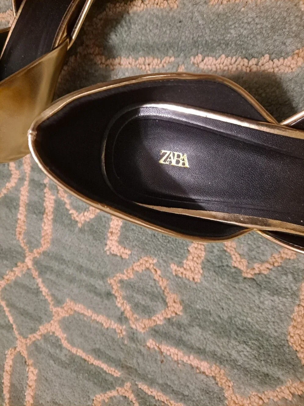 Zara Metallic Gold Pointed Bow D'Orsay With A Kitten Heel